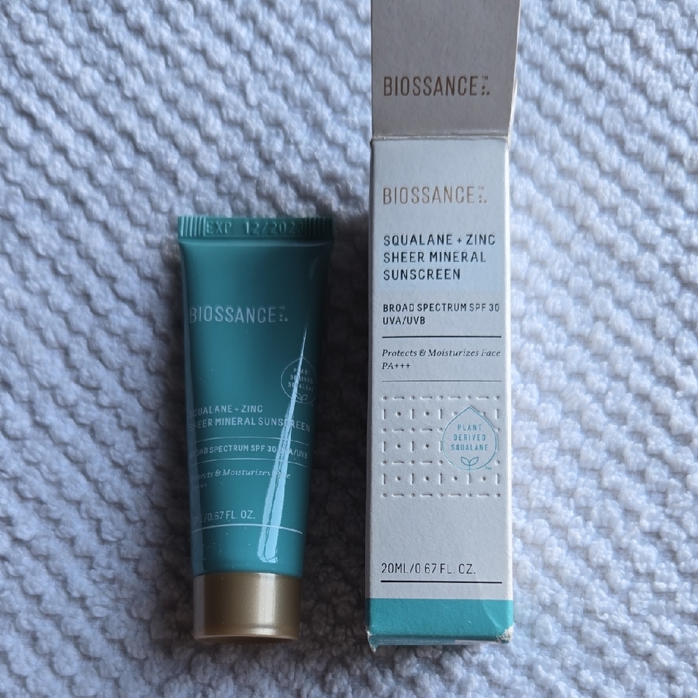 Biossance Squalane + Zinc Sheer Mineral Sunscreen - Teal